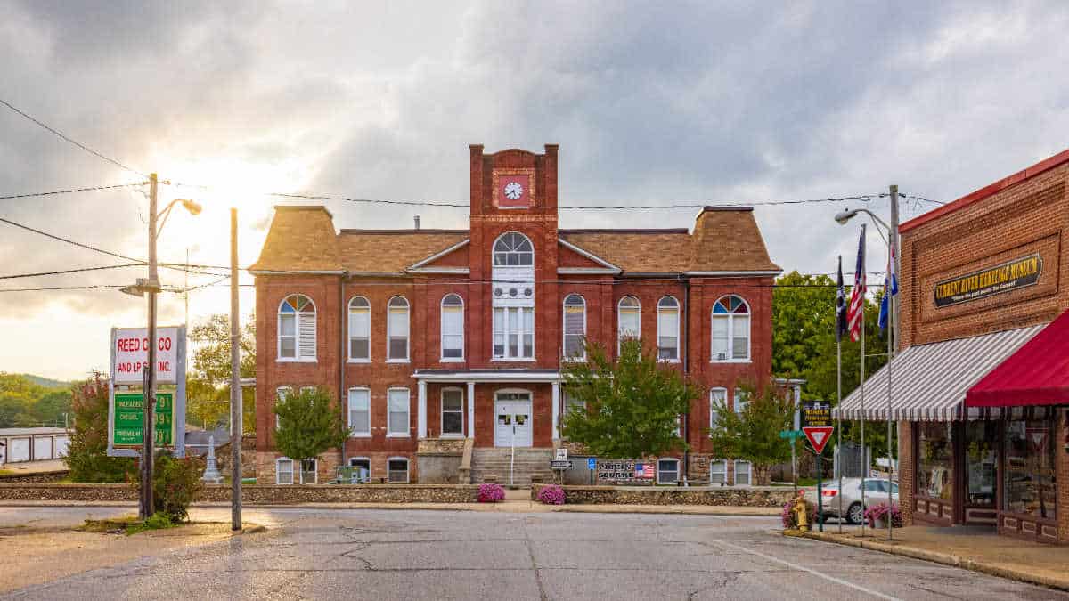 Doniphan, Missouri Cities Of The Ozarks (Visitor's Guide)